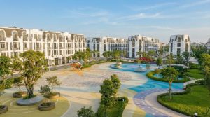 Khu đô thị nhà phố và quảng trường cây xanh trong một dự án của Văn Phú