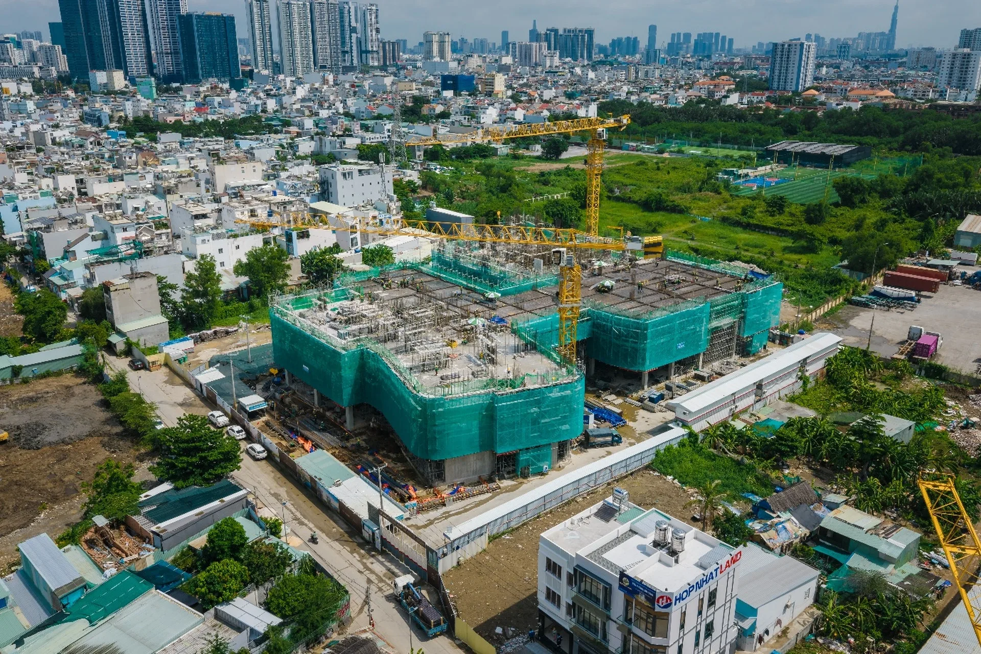 Công trường thi công dự án Vlasta Premier Văn Phú nhìn từ trên cao